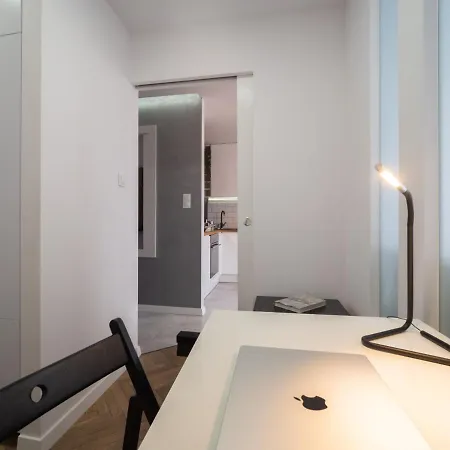 Coco Kołobrzeska 42 Apartament *